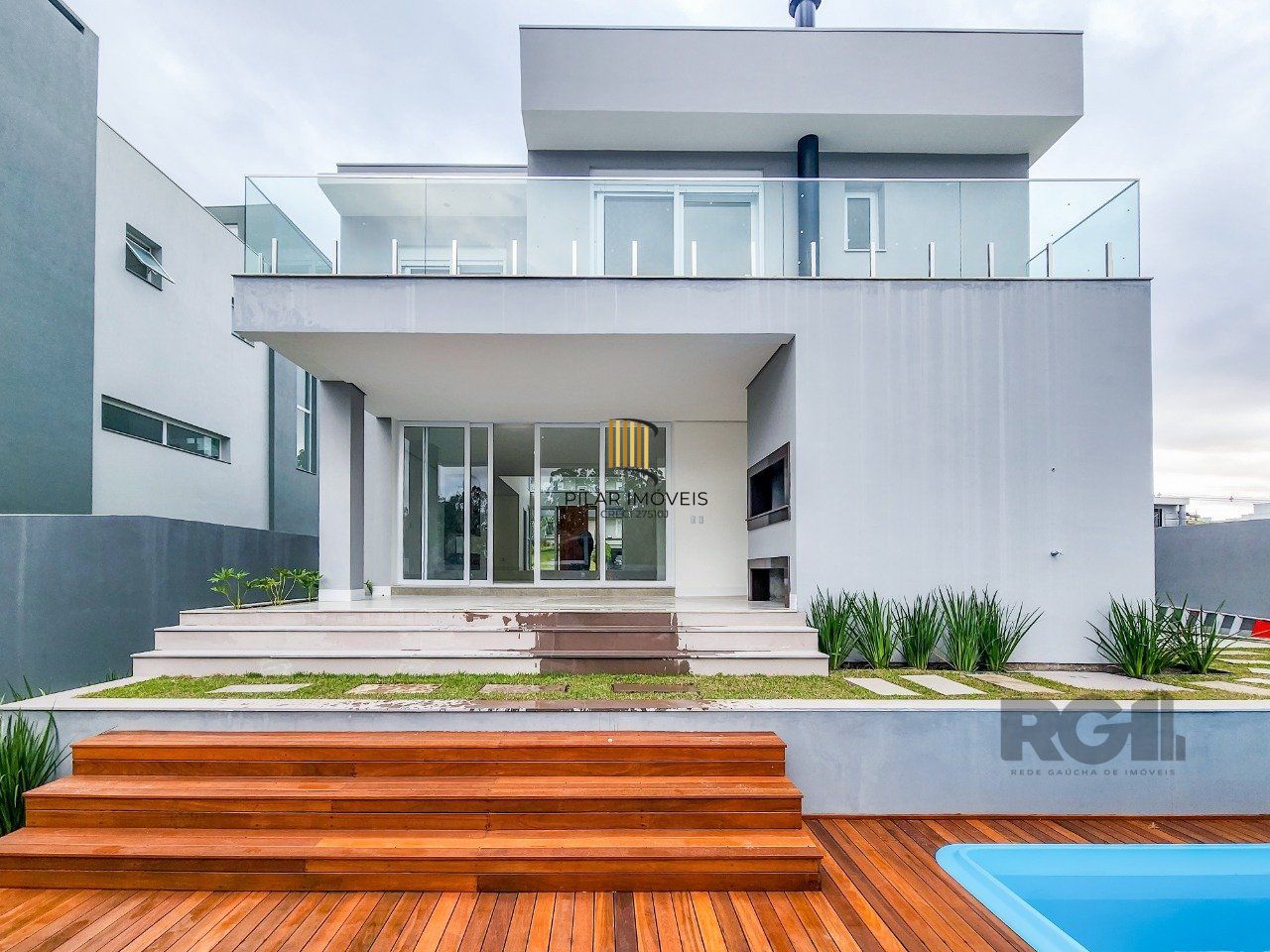 Casa Condominio para Venda - 292m², 4 dormitórios, sendo 4 suites, 2 vagas - Alphaville