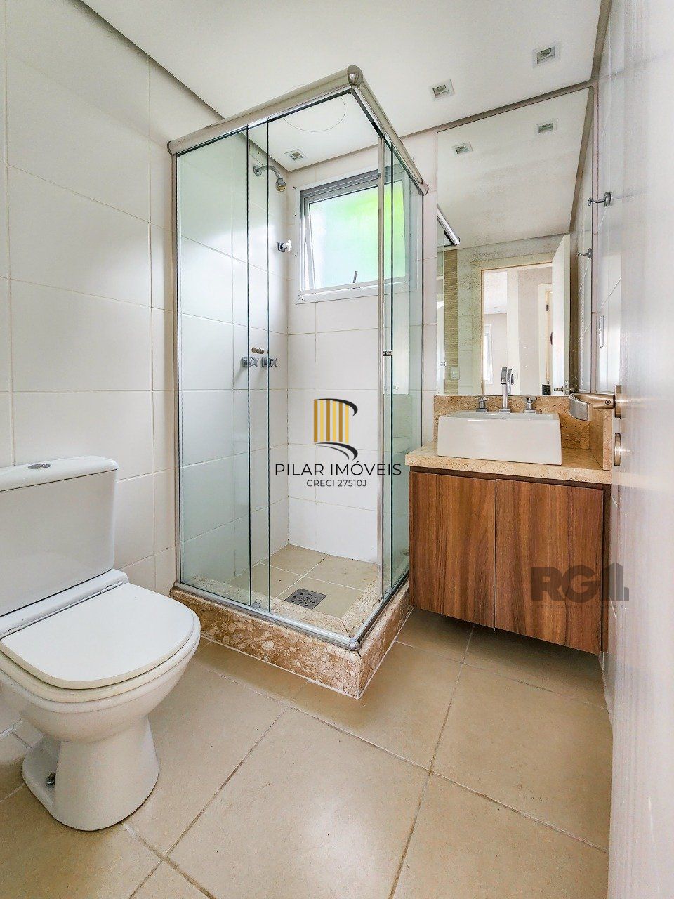 Ótimo apartamento com 2 dorm, 1 suite