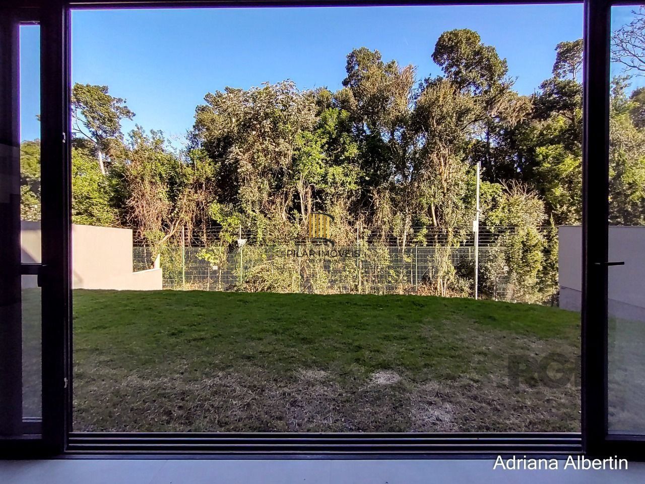 Casa Condominio para Venda - 349m², 3 dormitórios, sendo 3 suites, 2 vagas - Alphaville