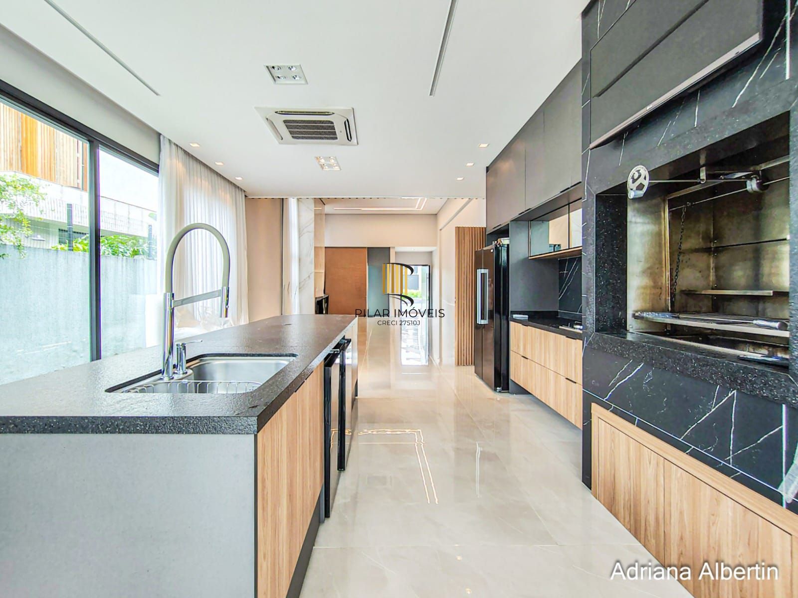 Casa 4 suites AlpahaVille PoA