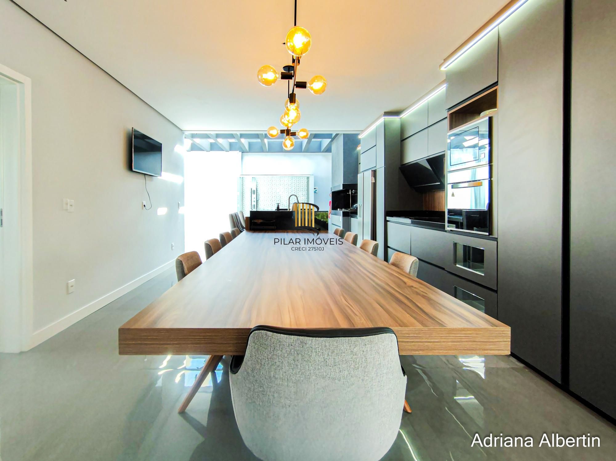 Casa Condominio para Venda - 297.5m², 4 dormitórios, sendo 4 suites, 4 vagas - Alphaville