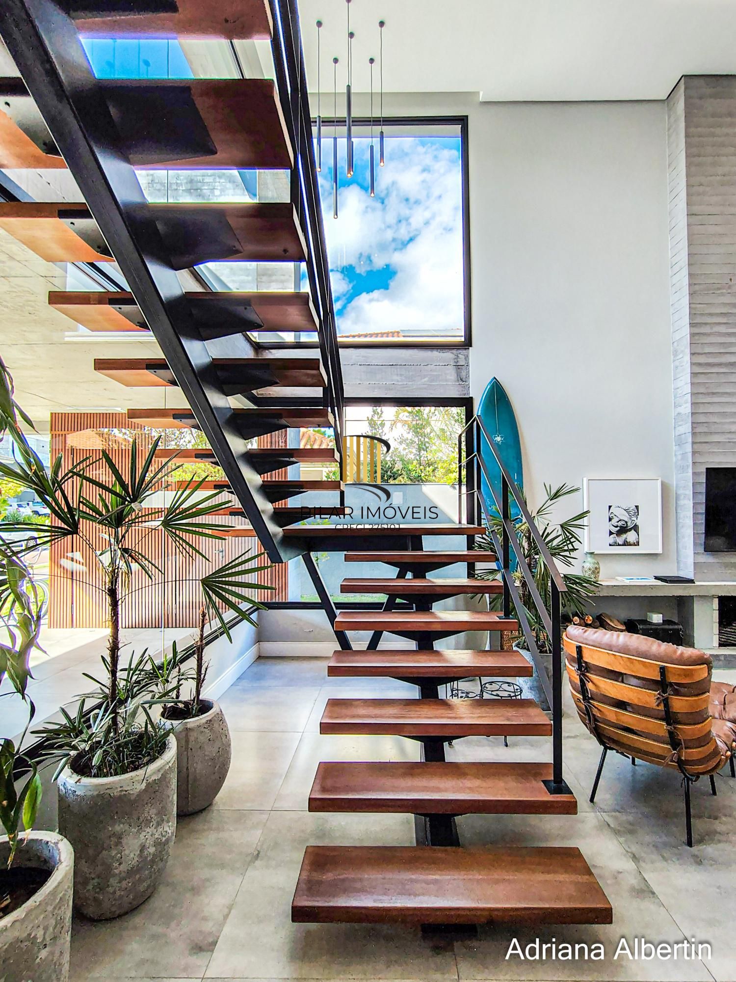 Casa em condomínio na Estrada das Três Meninas com 3 suítes