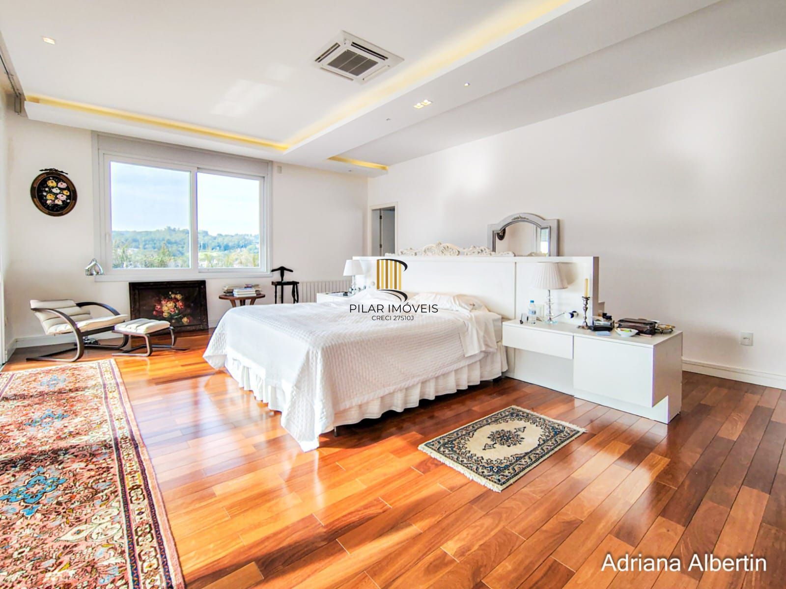 Casa com 660m² no Alphaville Porto Alegre para quem quer espaço, vista e personalidade — sem cair no padrão genérico