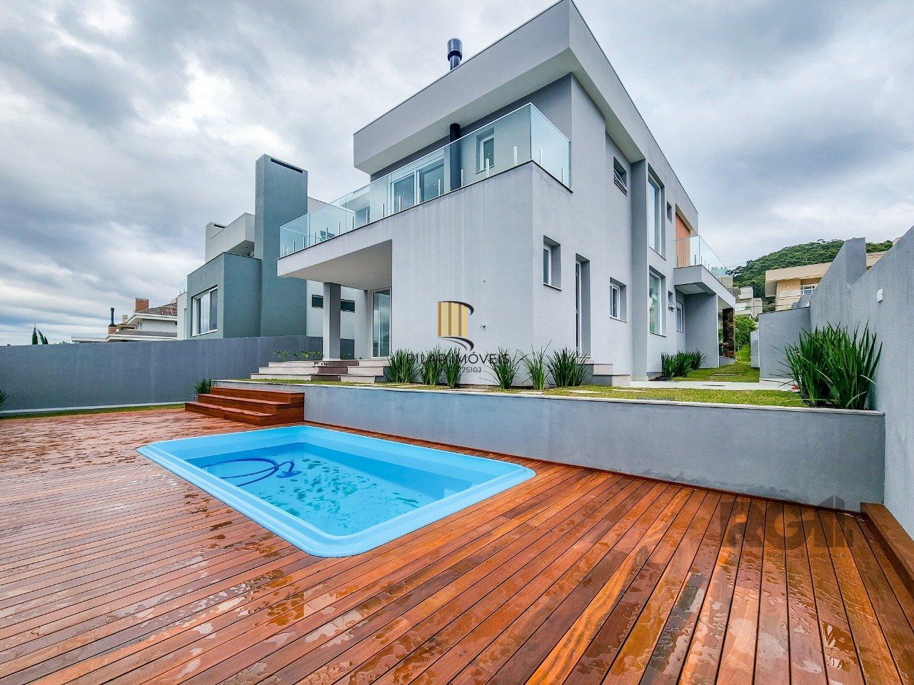 Casa Condominio para Venda - 292m², 4 dormitórios, sendo 4 suites, 2 vagas - Alphaville