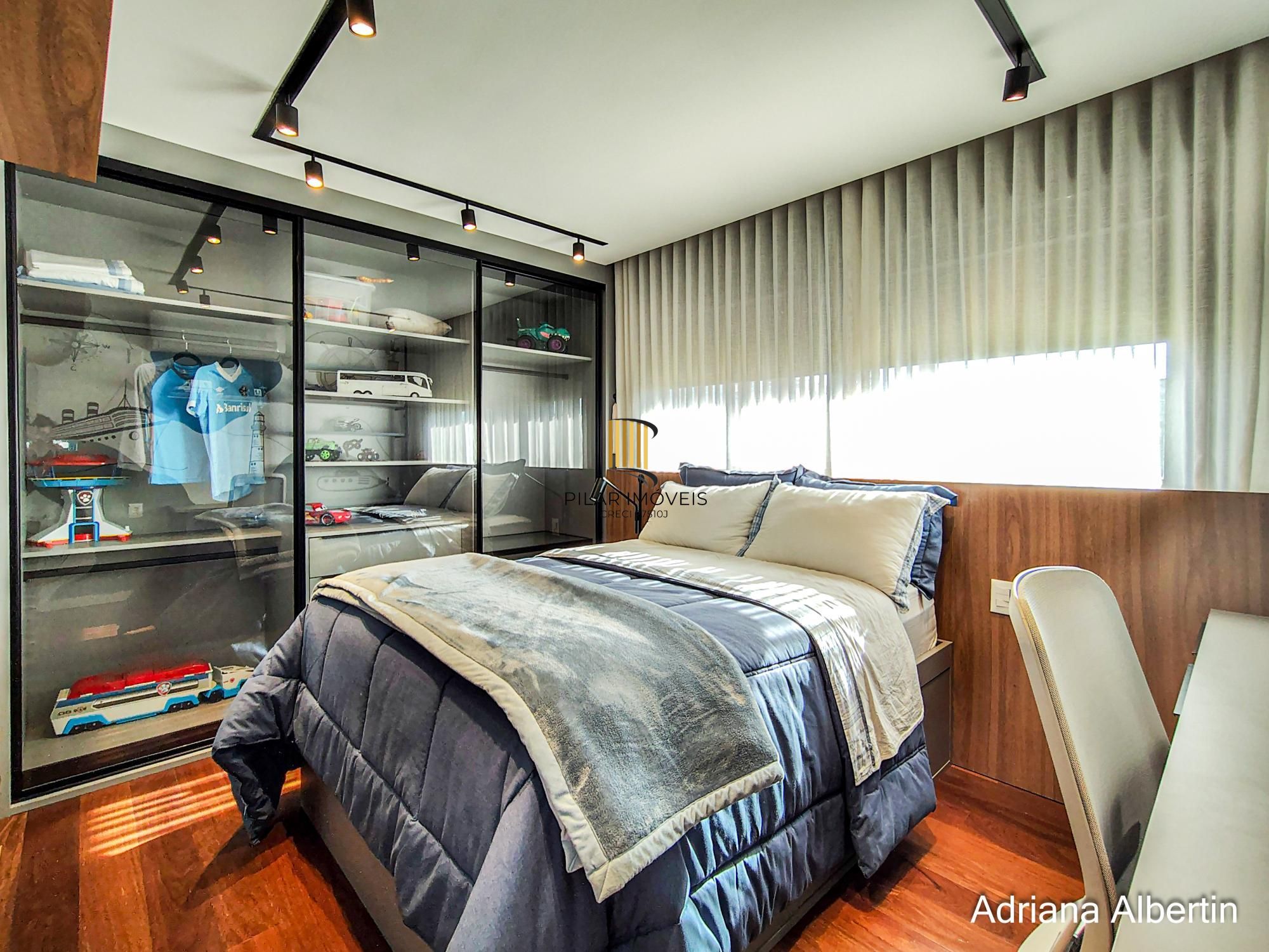 Casa com 4 suítes e escritório - Alphaville Porto Alegre