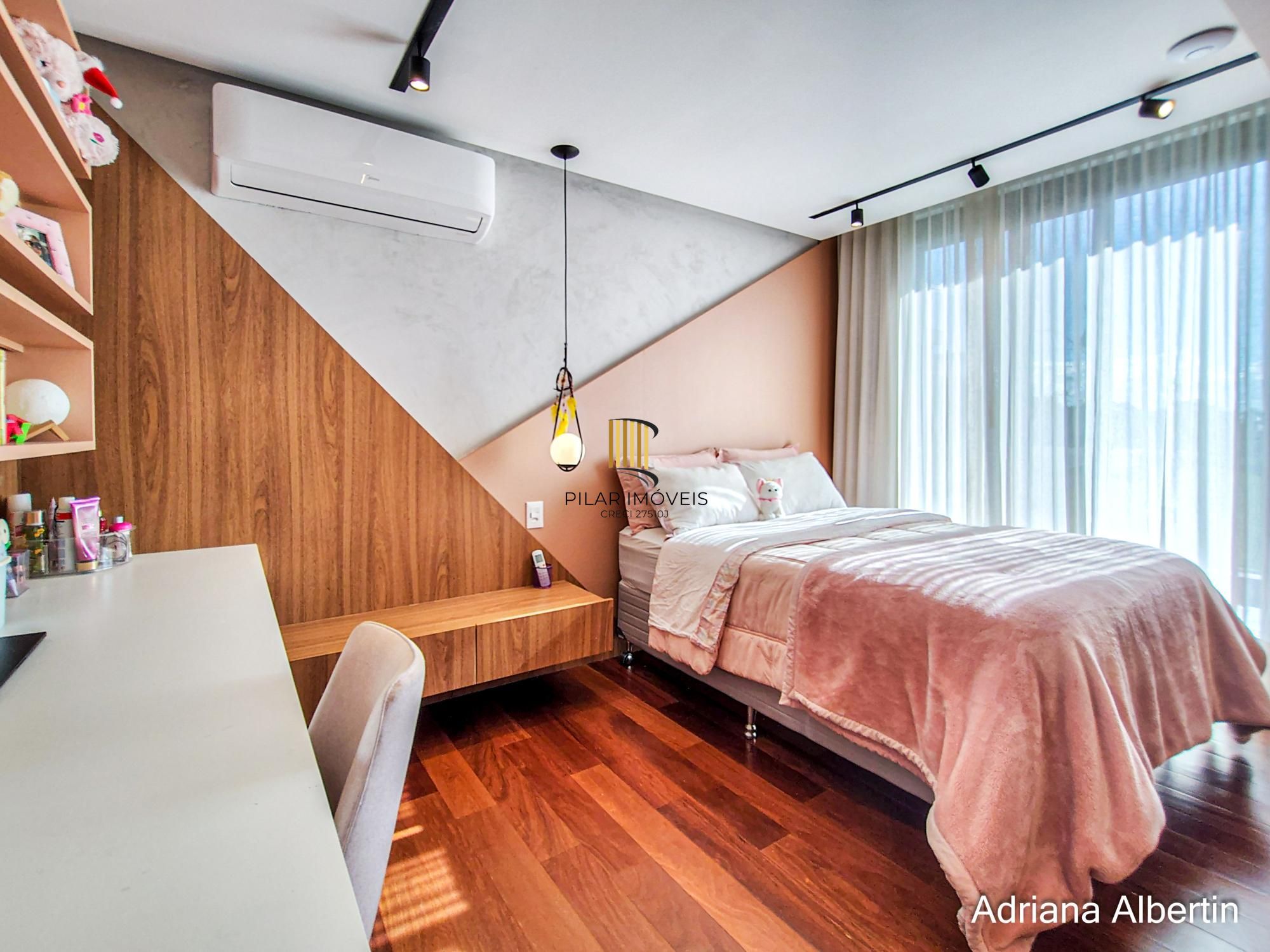 Casa com 4 suítes e escritório - Alphaville Porto Alegre