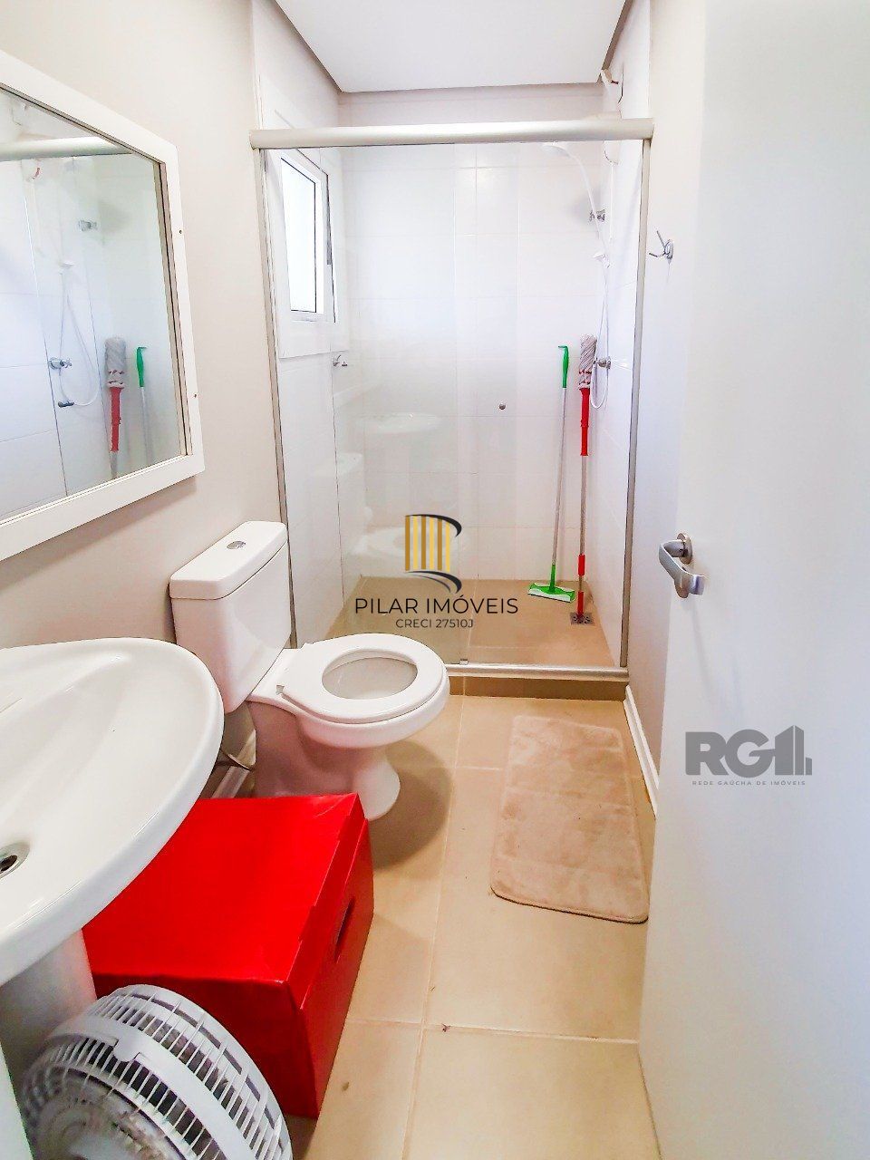 Casa Condominio para Venda - 293.86m², 3 dormitórios, sendo 3 suites, 2 vagas - Alphaville