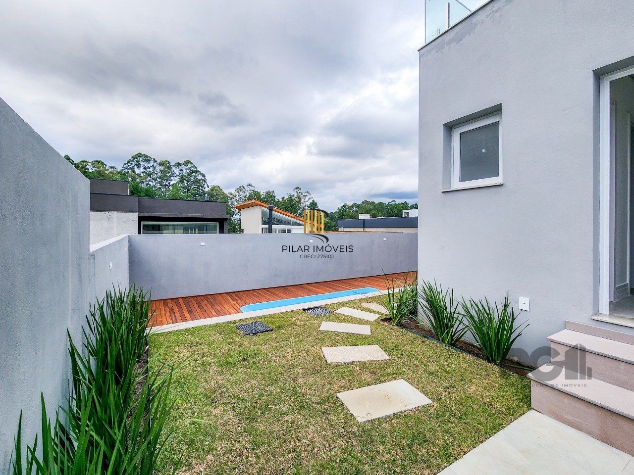 Casa Condominio para Venda - 292m², 4 dormitórios, sendo 4 suites, 2 vagas - Alphaville