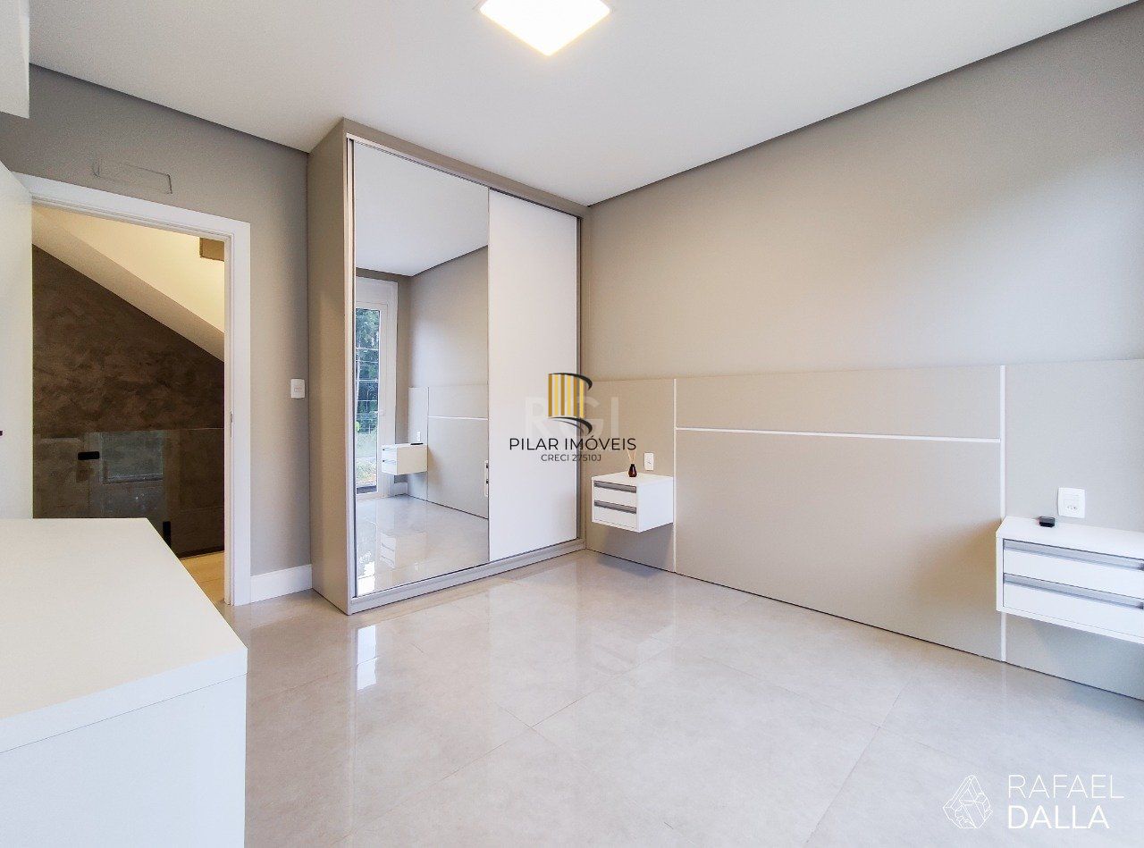 Casa Condominio para Venda - 266.44m², 4 dormitórios, sendo 4 suites, 2 vagas - Alphaville