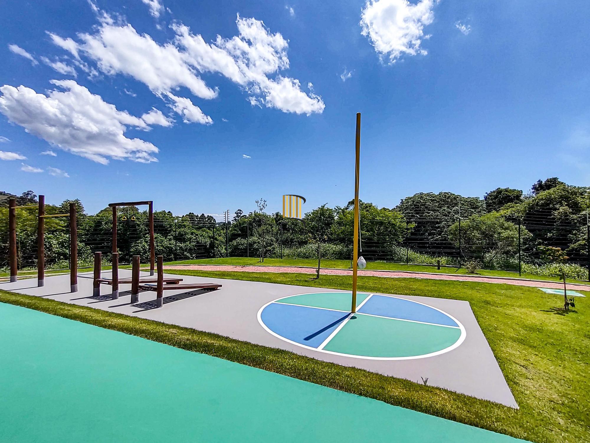 Casa com 262m², 4 suites - Fundos para APP