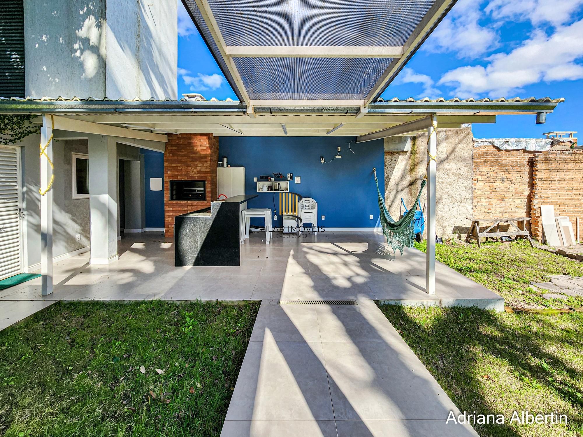 Casa térrea reformada com 5 suítes no Jardim Isabel, zona sul