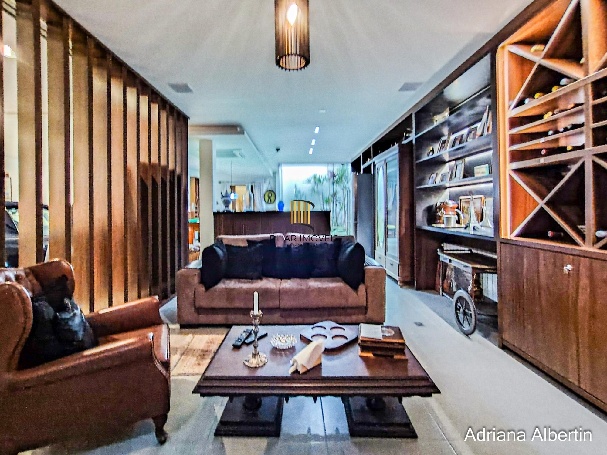 Casa com 660m² no Alphaville Porto Alegre para quem quer espaço, vista e personalidade — sem cair no padrão genérico