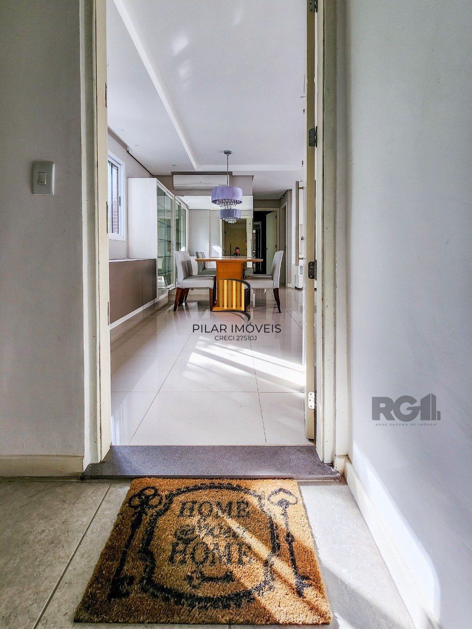 Ótimo apartamento com 2 dorm, 1 suite