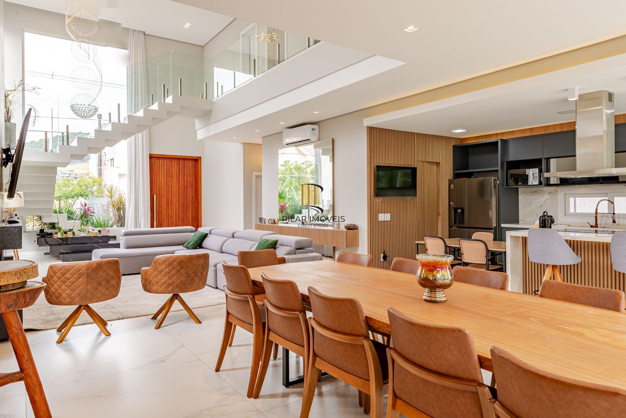 Casa em condomínio 4 suítes AlphaVille