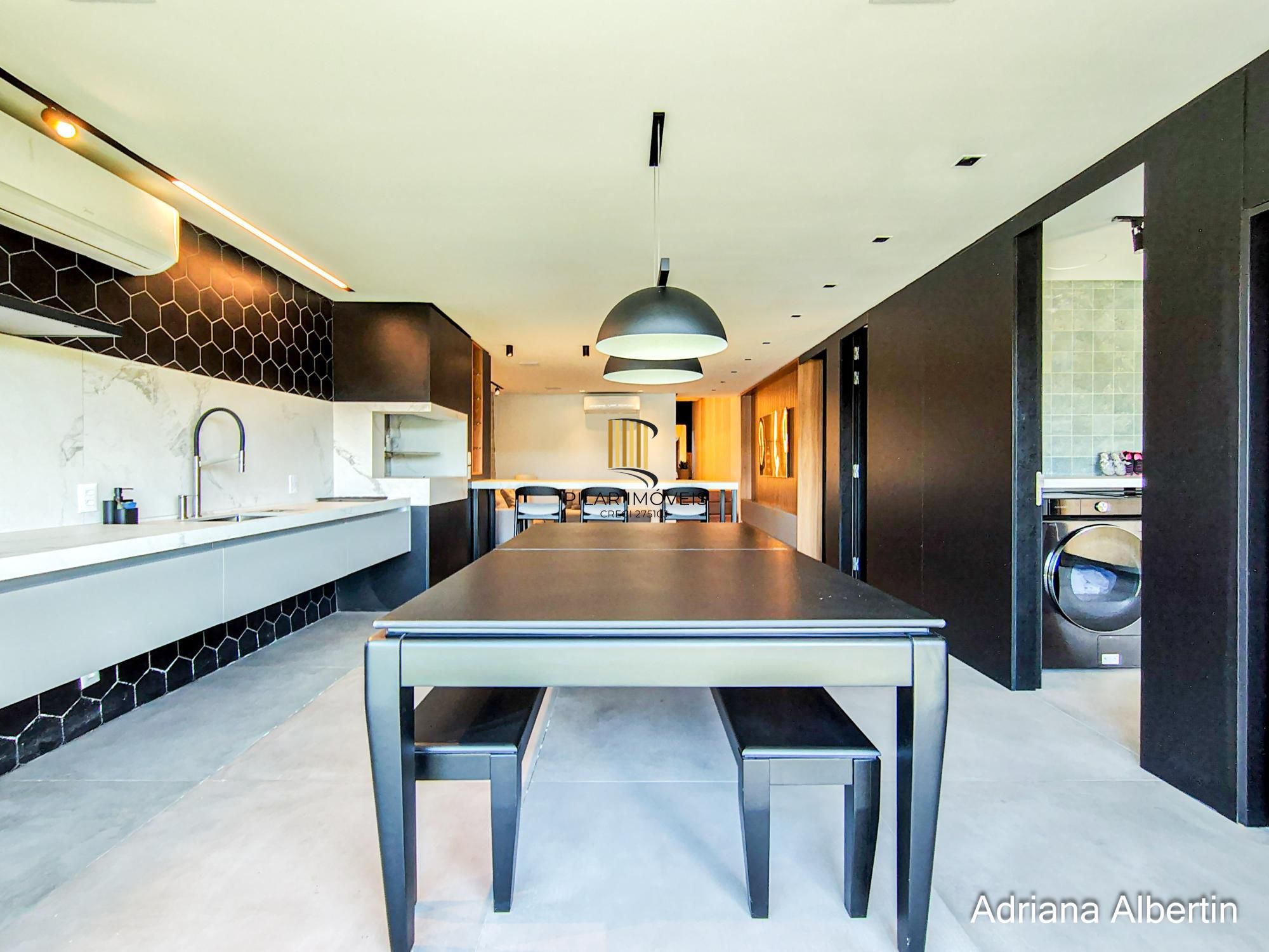 Casa com 4 suítes e escritório - Alphaville Porto Alegre