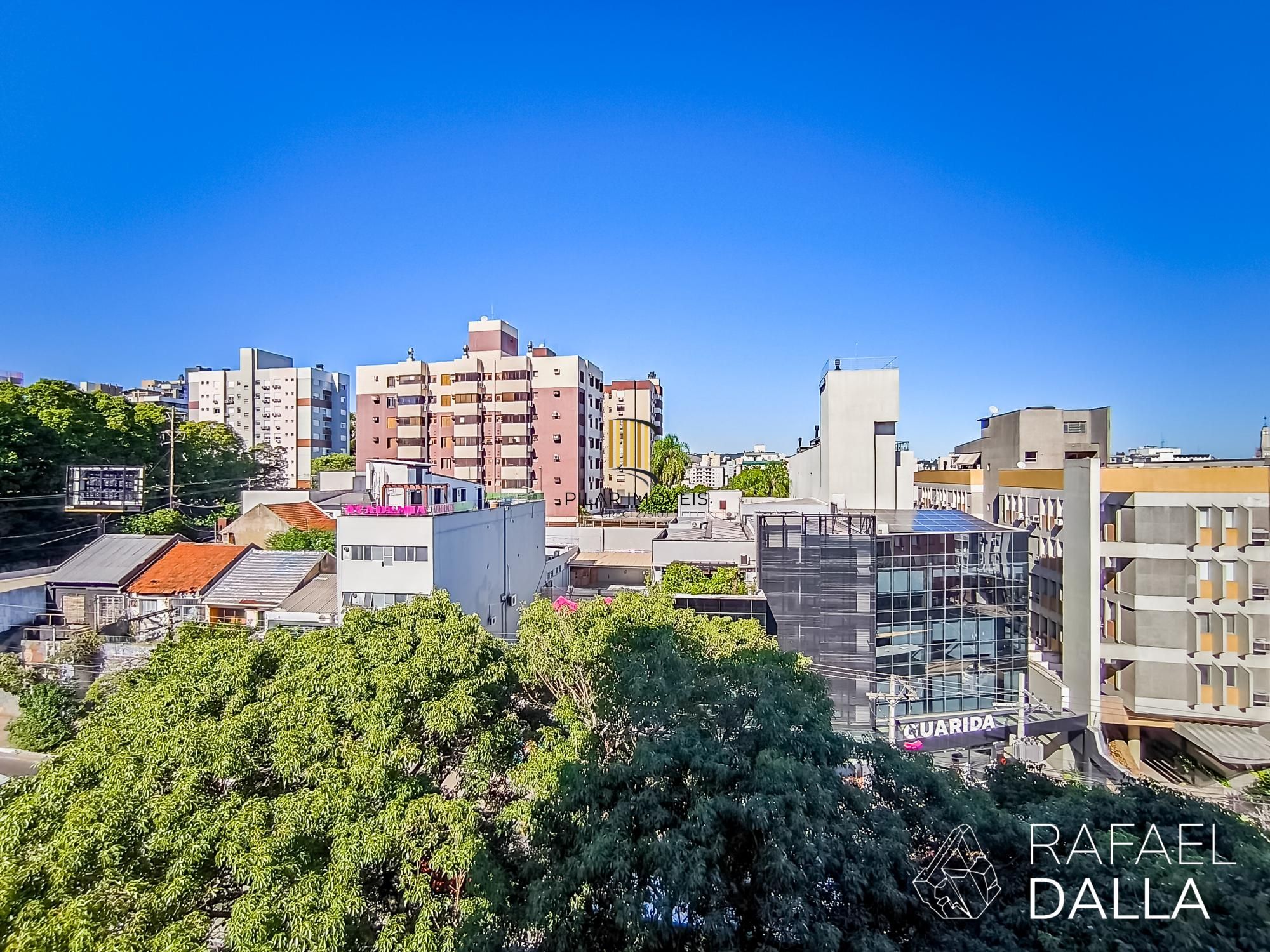 Apartamento de 3 dormitórios com suíte, vaga e portaria 24h na Protásio Alves