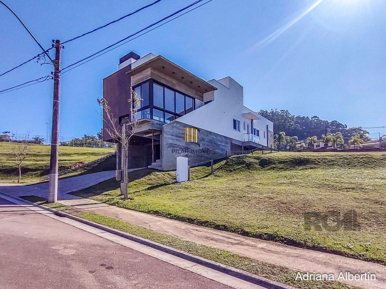 Casa de Condomínio 4 dormitórios no bairro Alphaville