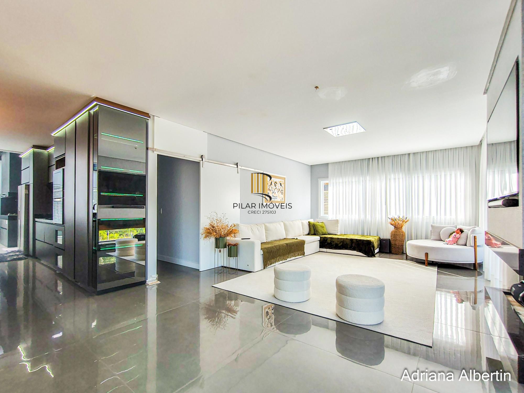 Casa Condominio para Venda - 297.5m², 4 dormitórios, sendo 4 suites, 4 vagas - Alphaville