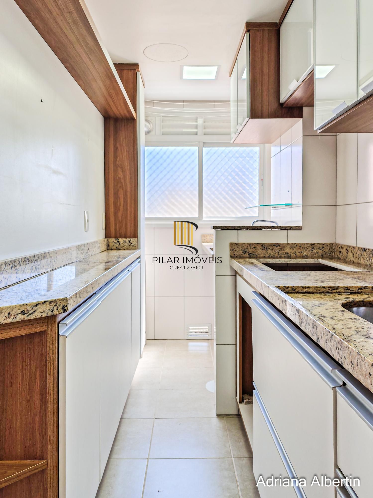 Apartamento ensolarado na Rua Luis Luz com ótima localização!