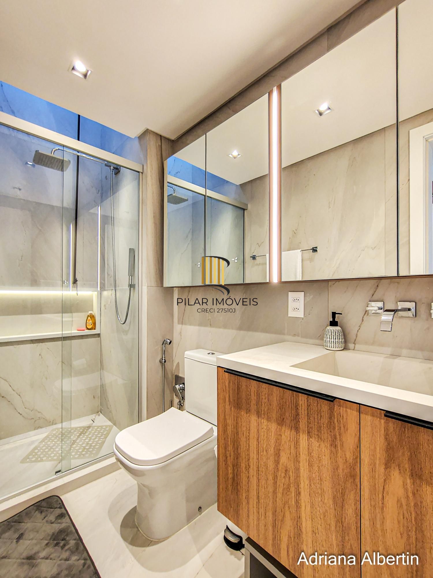 Casa com 4 suítes e escritório - Alphaville Porto Alegre