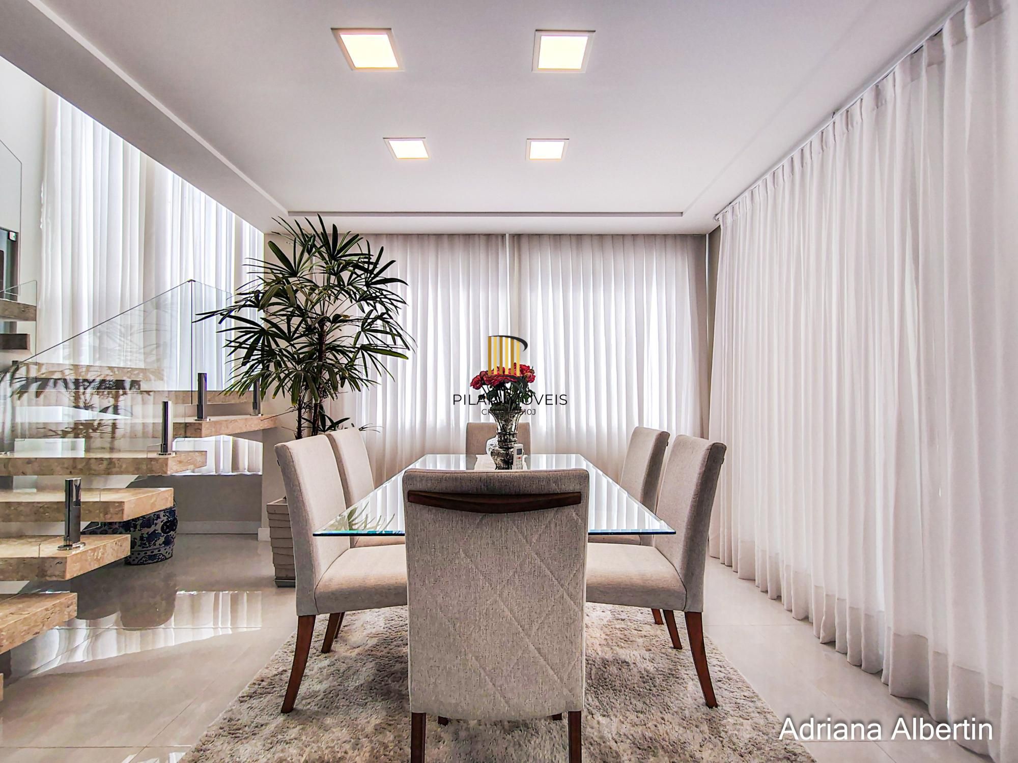 ALPHAVILLE PORTO ALEGRE | CASA COM FUNDOS PARA APP E ÁREA EXTERNA COMPLETA
