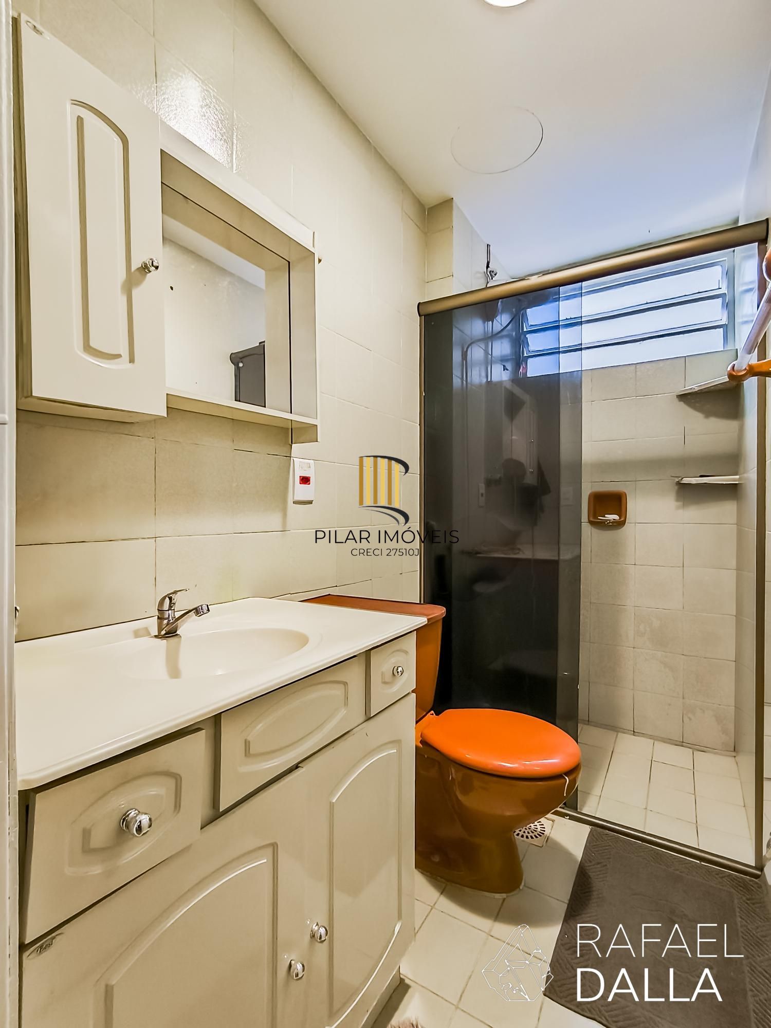 Apartamento de 1 dormitório com sacada na Barão do Gravataí, Menino Deus