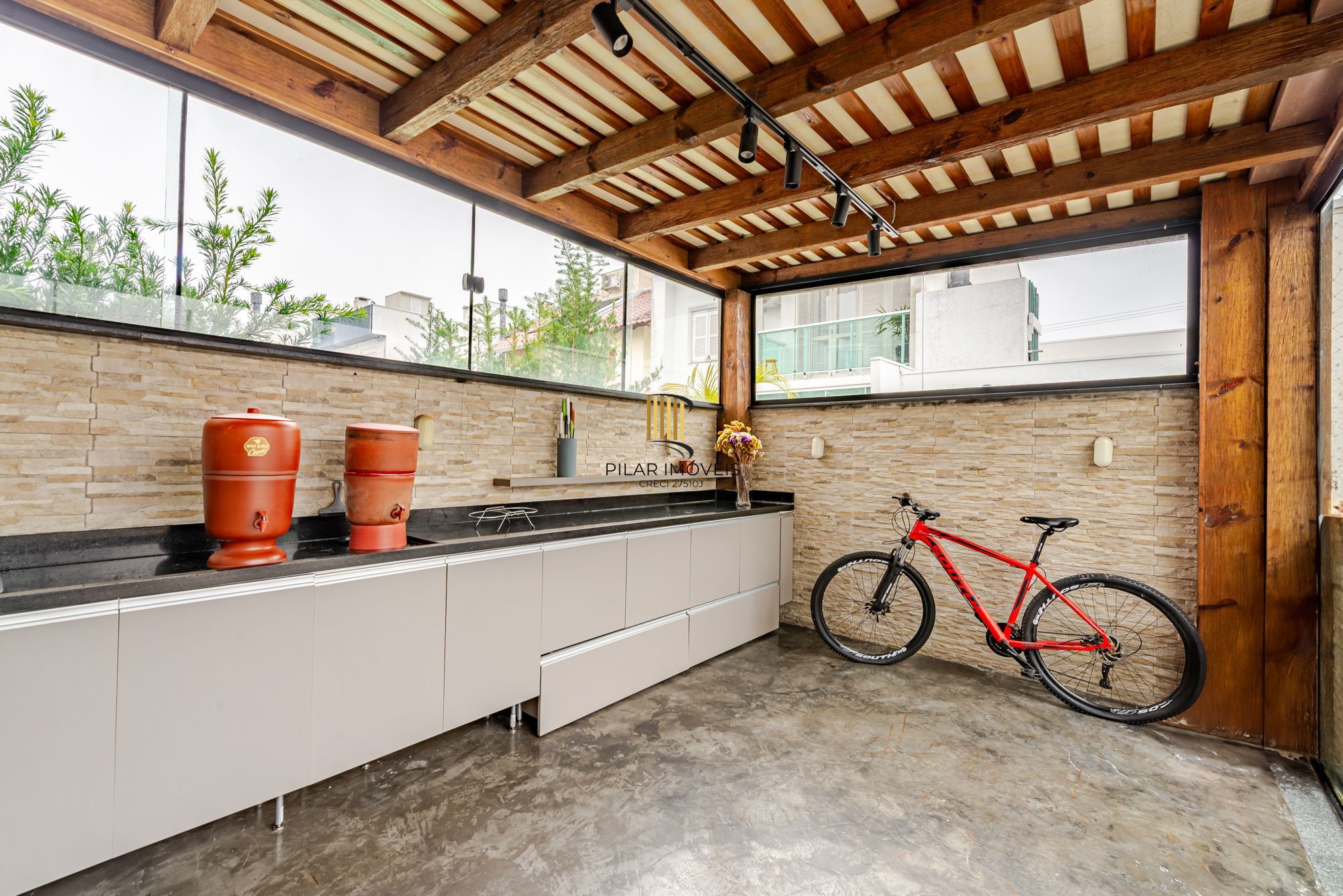 Casa Impecável no Lagos de Nova Ipanema