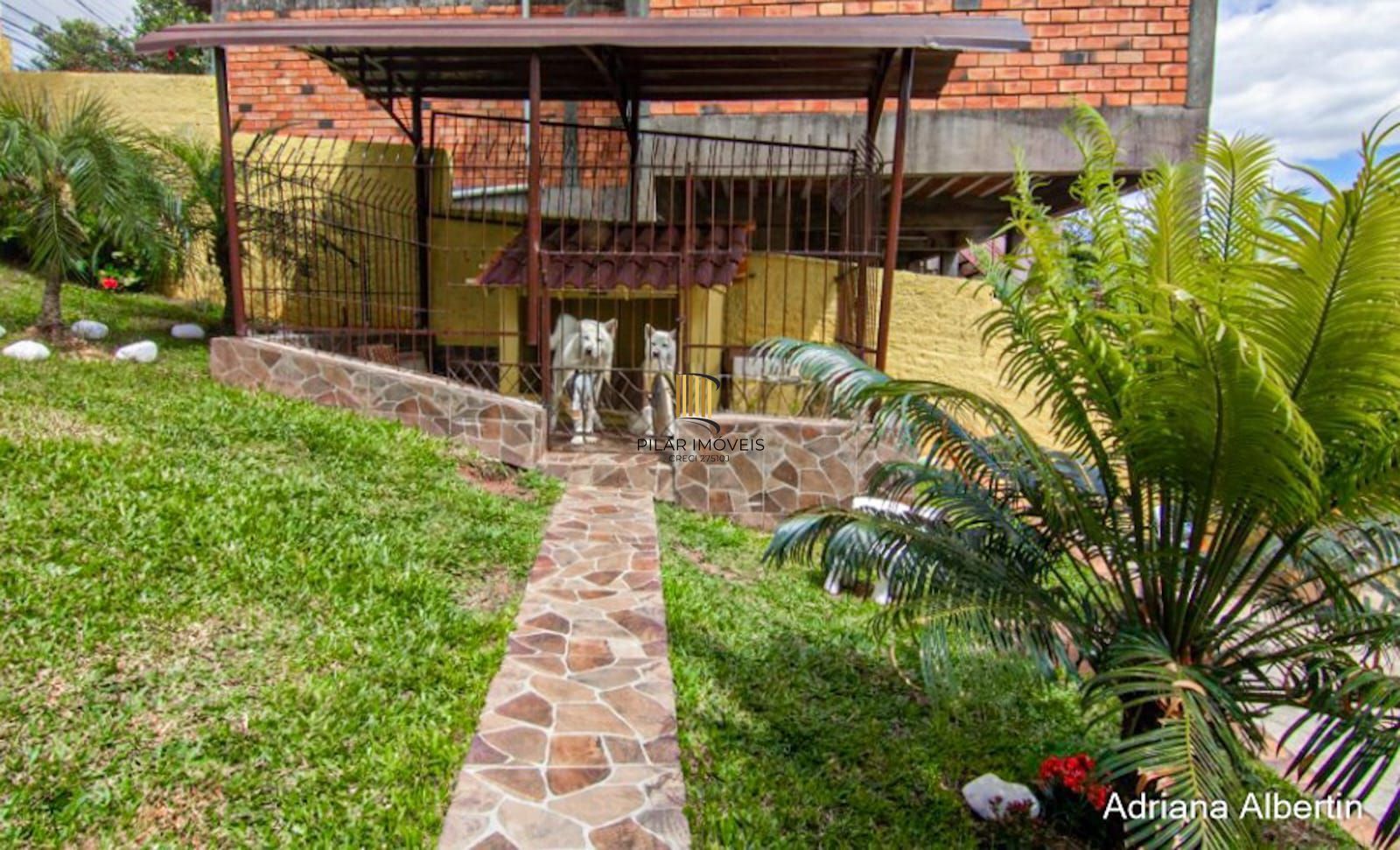**Maravilhosa Casa Residencial no Partenon, Porto Alegre, Rio Grande do Sul!**