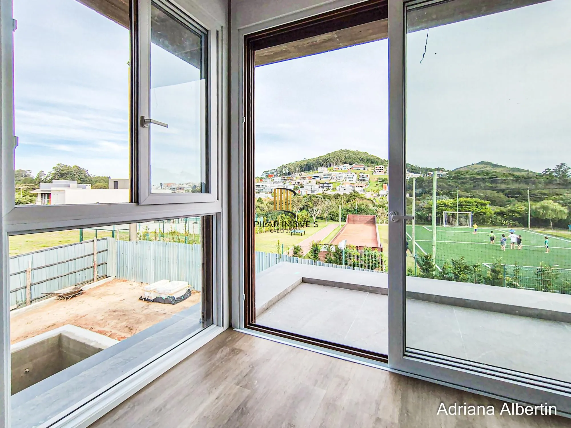 Xasa com 400m² - 3 suites - Alphaville Porto Alegre