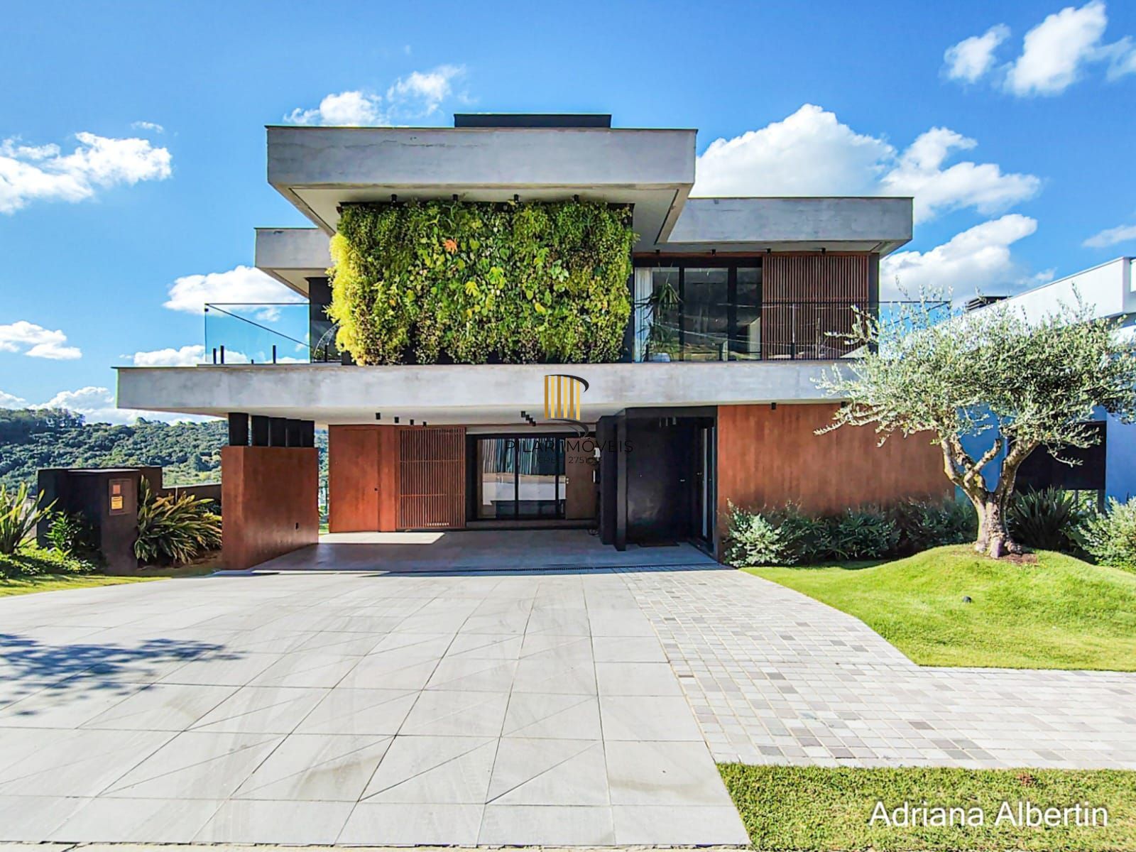 Casa com 4 suítes e escritório - Alphaville Porto Alegre