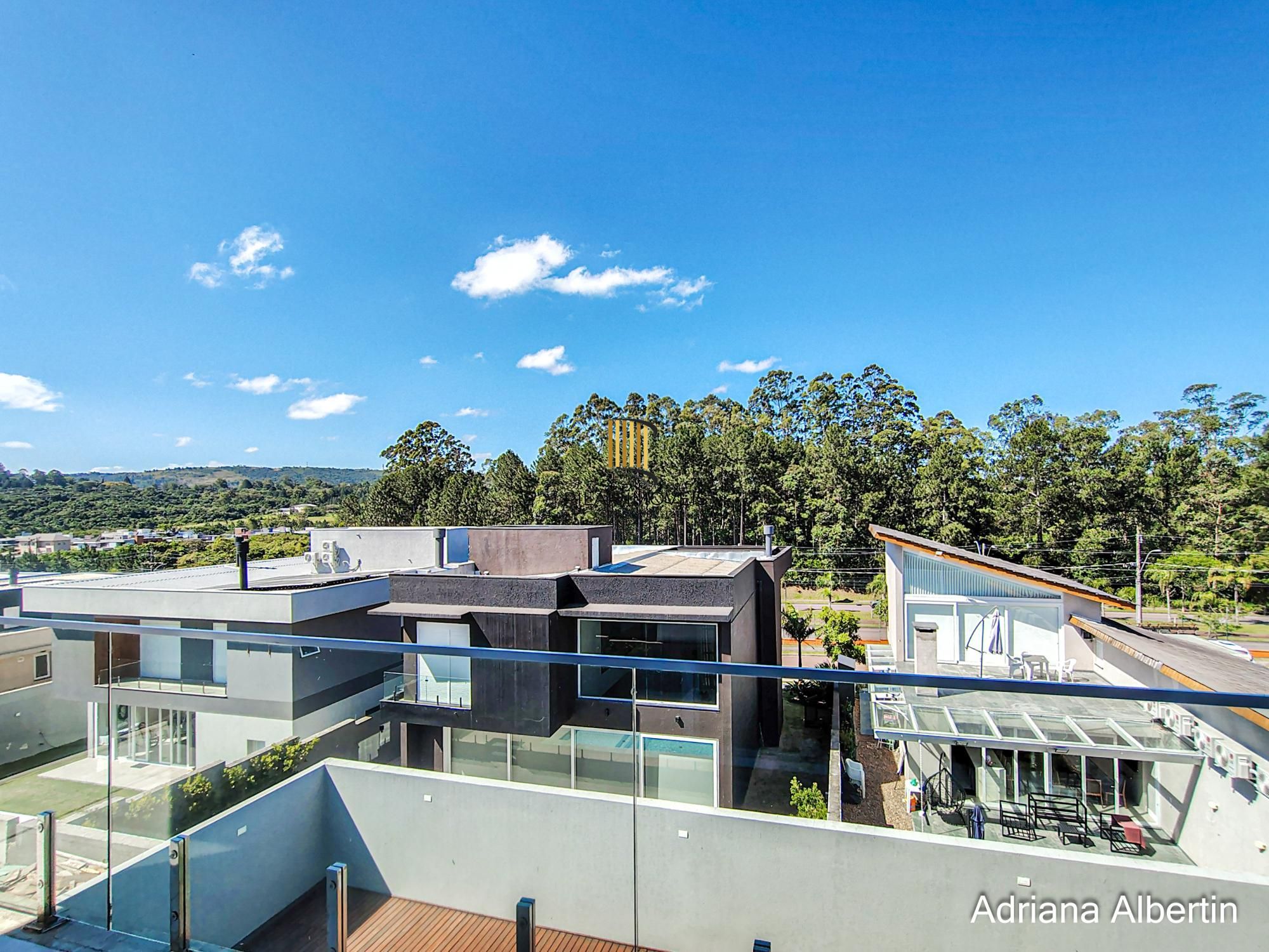 Casa Condominio para Venda - 292m², 4 dormitórios, sendo 4 suites, 2 vagas - Alphaville