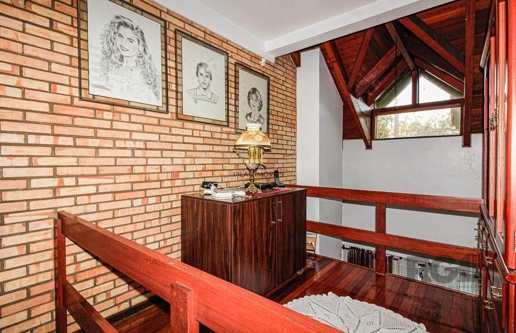 Casa 3 dormitórios no bairro Tristeza