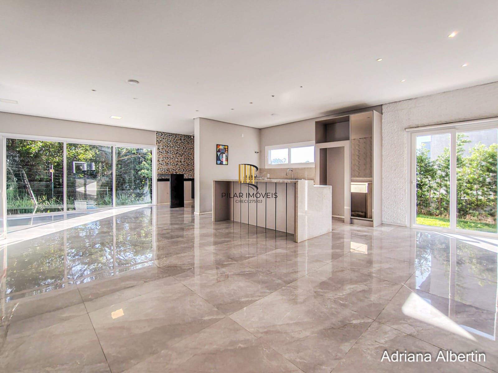 Casa de Condomínio 3 dormitórios no bairro Alphaville