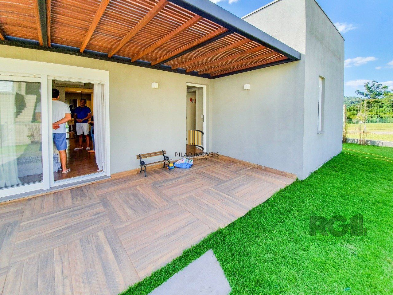 Casa Condominio para Venda - 293.86m², 3 dormitórios, sendo 3 suites, 2 vagas - Alphaville