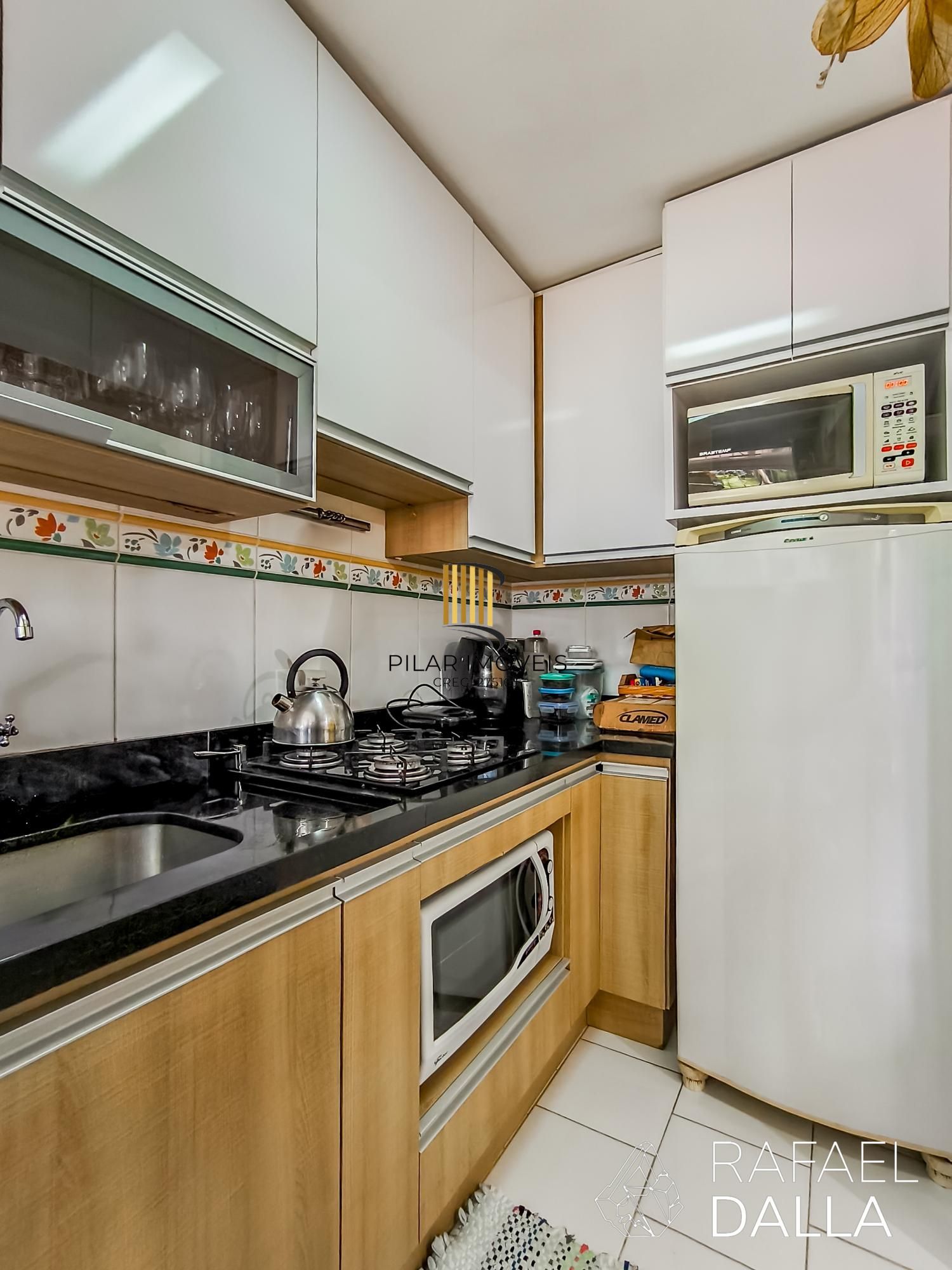 Apartamento 1 dormitório com vista, sol da manhã e estrutura na João Alfredo