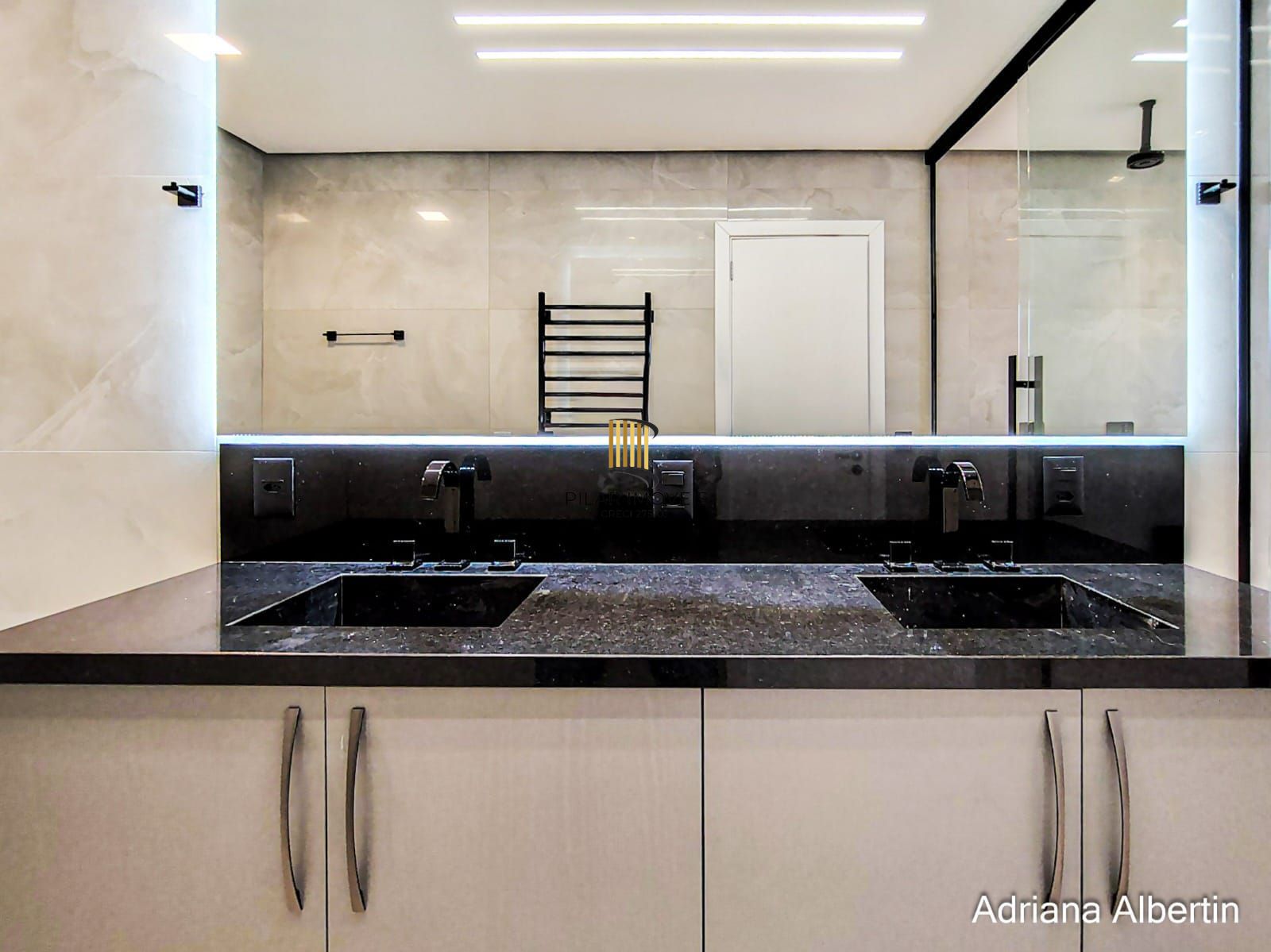 Casa 4 suites AlpahaVille PoA