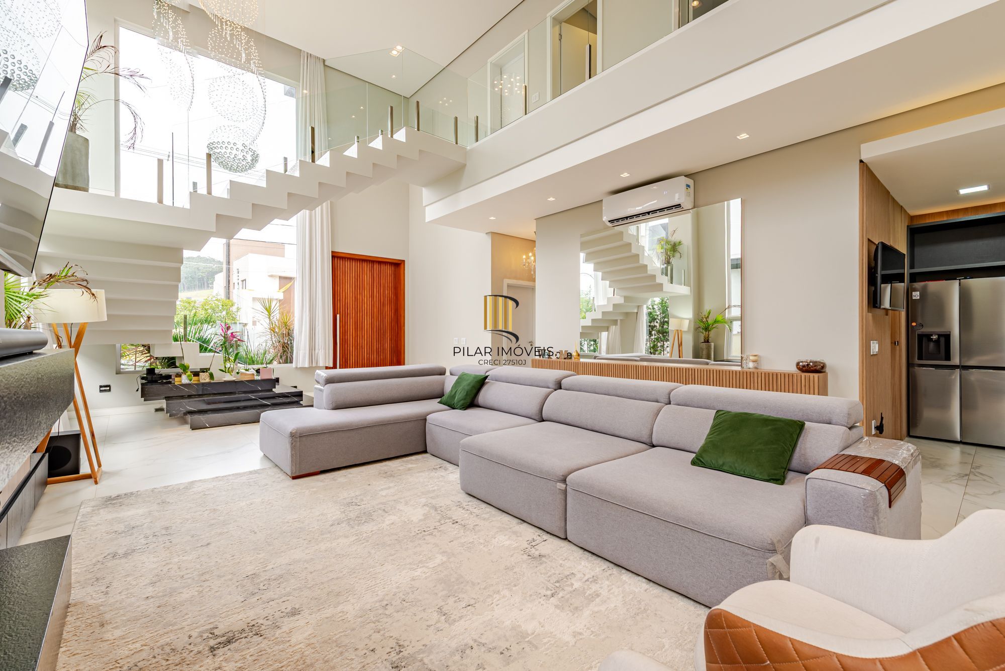 Casa em condomínio 4 suítes AlphaVille