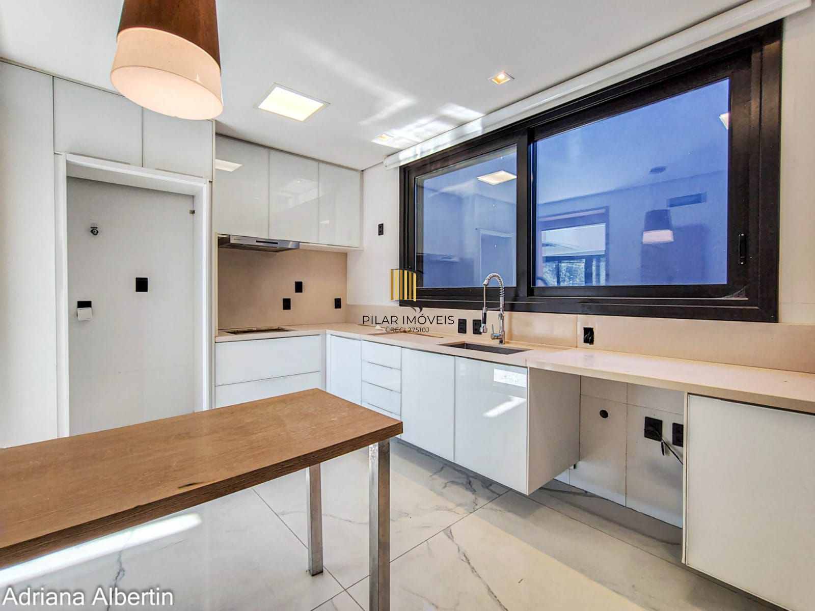 ALPHAVILLE PORTO ALEGRE | 468 m² | 6 DORMITÓRIOS | 5 SUÍTES