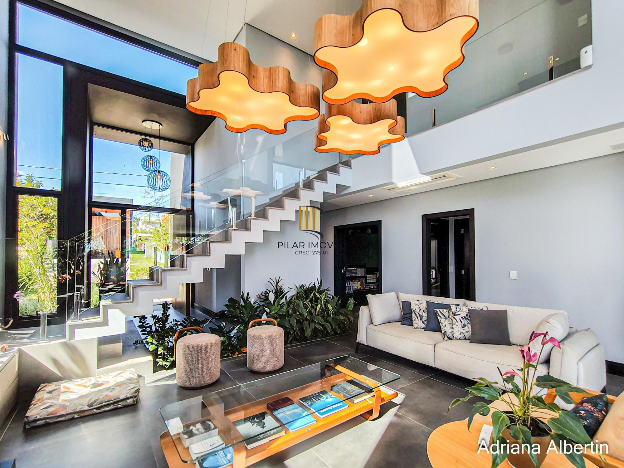 Casa de Condomínio 3 dormitórios no bairro Alphaville