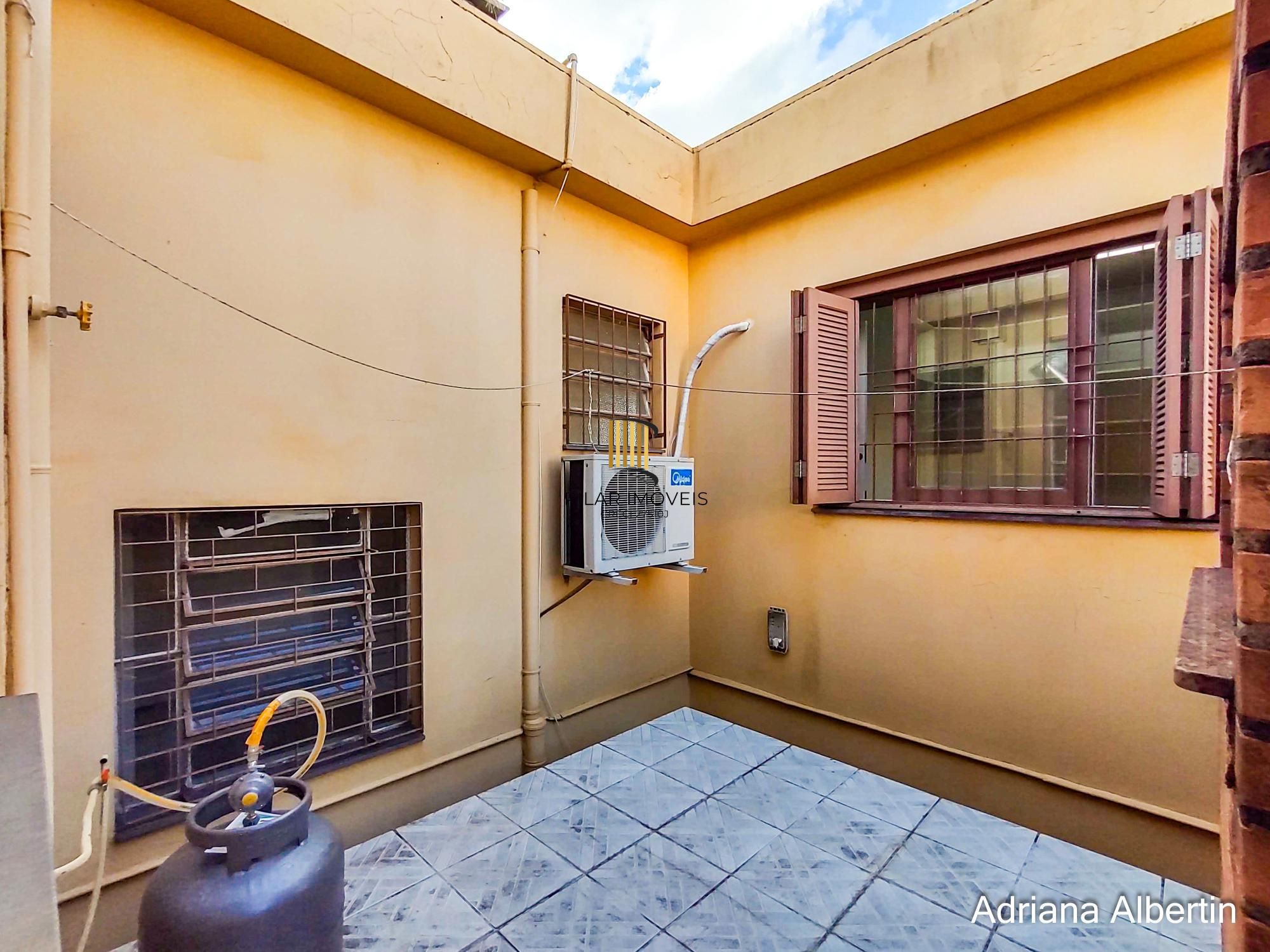 Apartamento 2 dormitórios no bairro Jardim Floresta