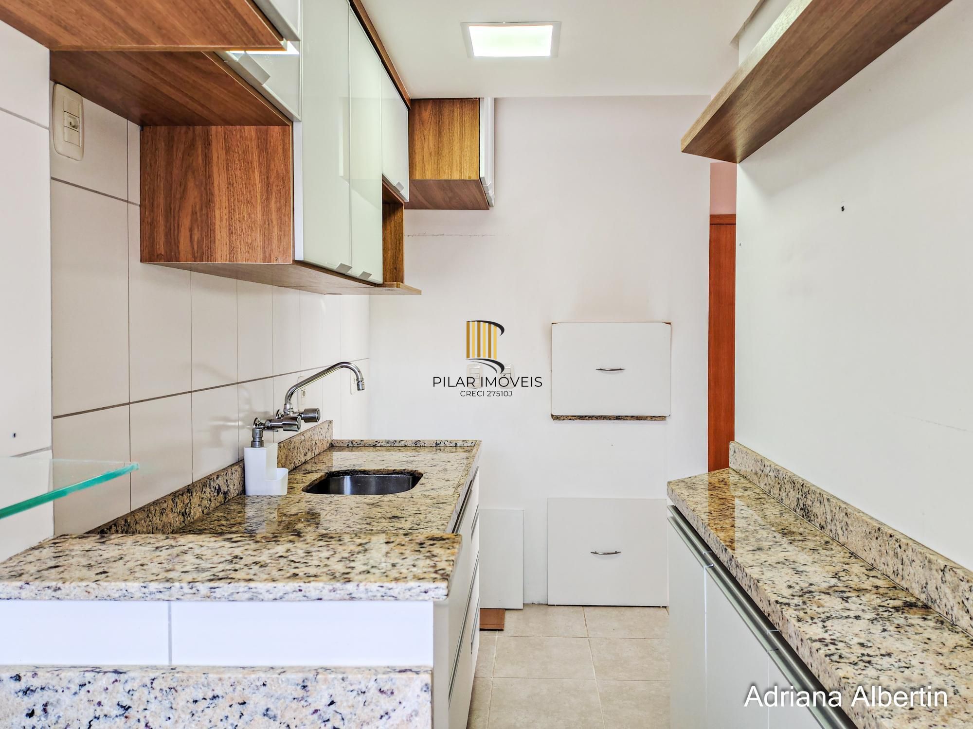 Apartamento ensolarado na Rua Luis Luz com ótima localização!