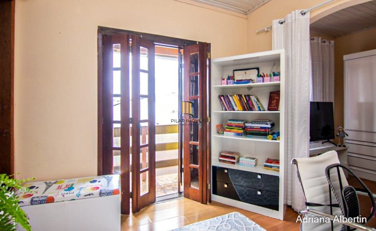 **Maravilhosa Casa Residencial no Partenon, Porto Alegre, Rio Grande do Sul!**