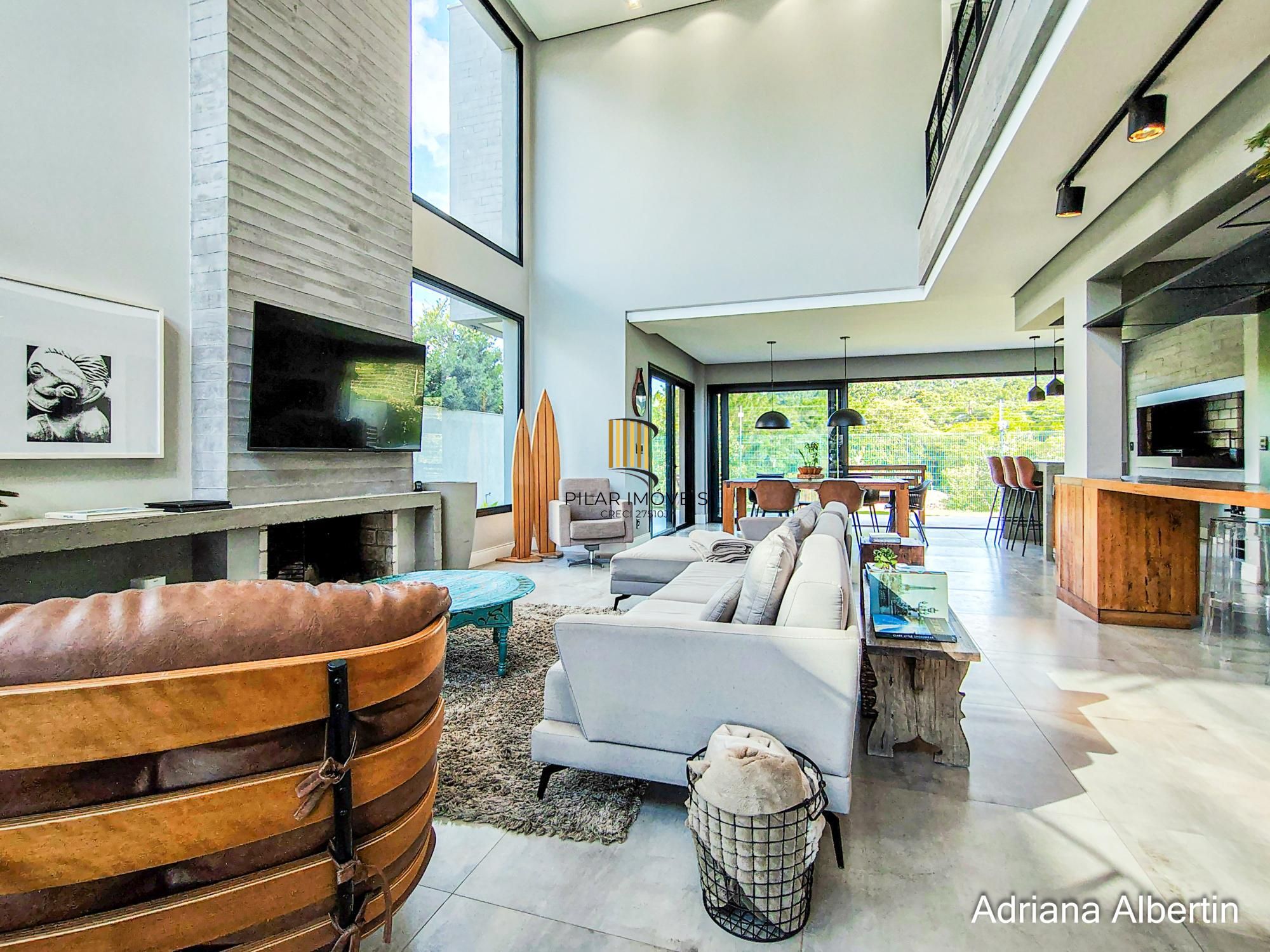 Casa em condomínio na Estrada das Três Meninas com 3 suítes