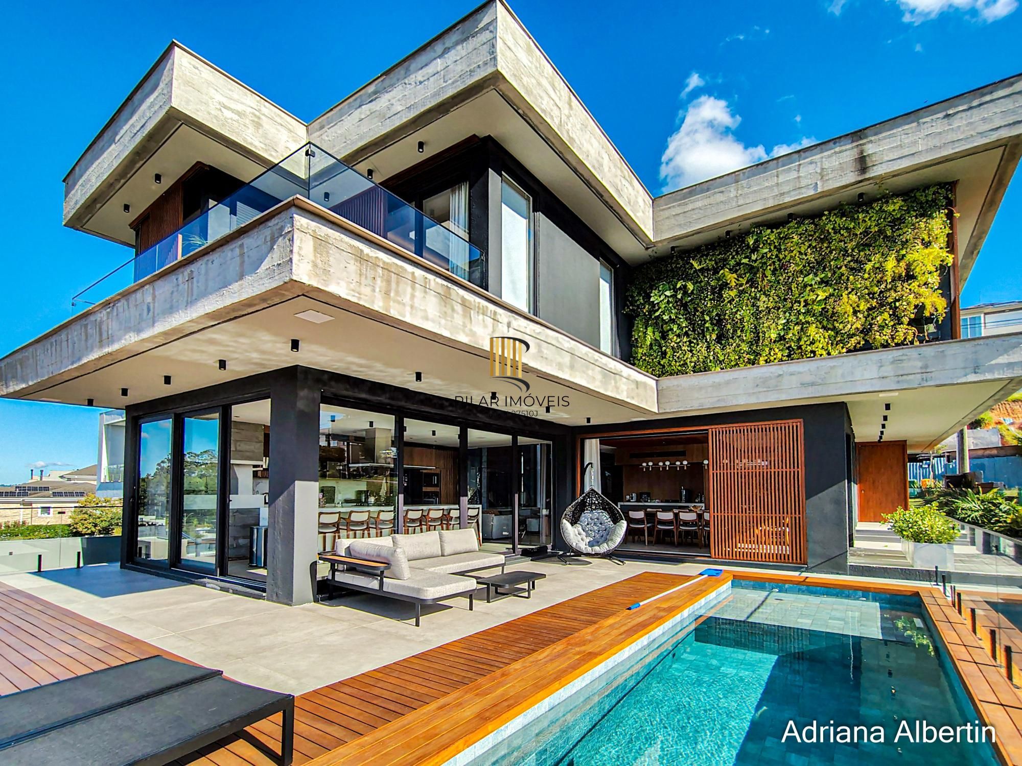 Casa com 4 suítes e escritório - Alphaville Porto Alegre