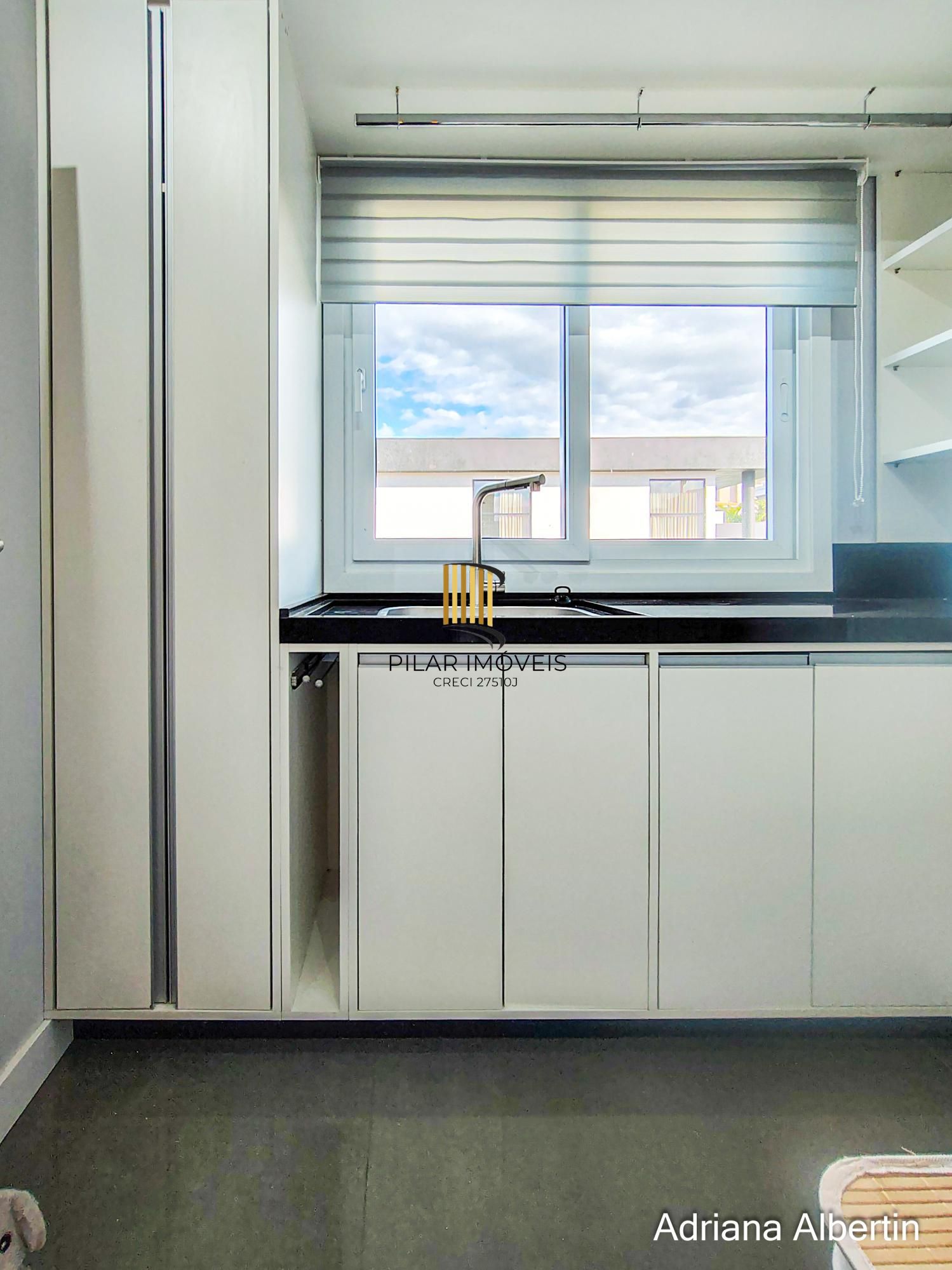 Casa Condominio para Venda - 297.5m², 4 dormitórios, sendo 4 suites, 4 vagas - Alphaville