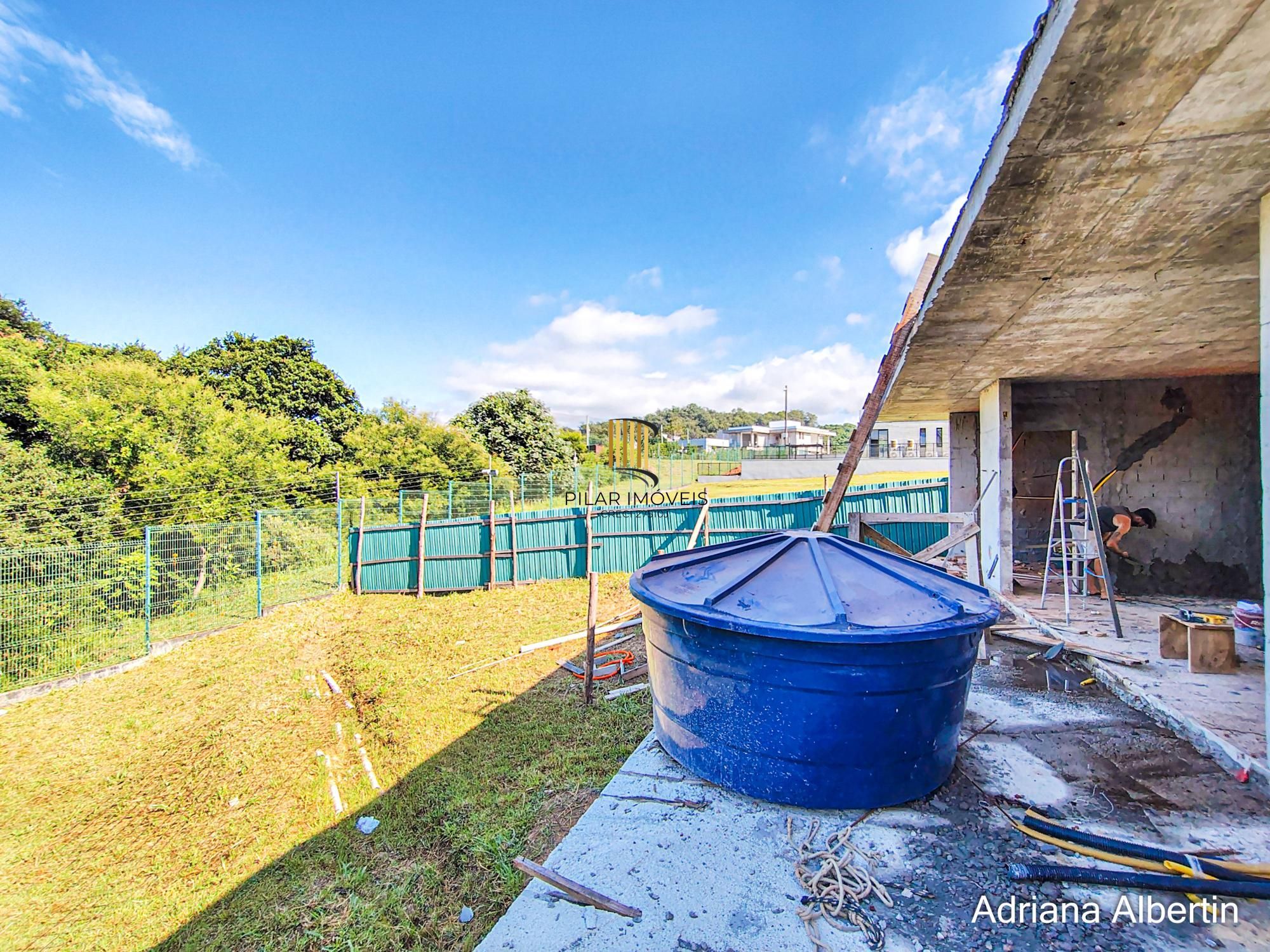 Casa térrea em condomínio na Estrada das Três Meninas – Alphaville