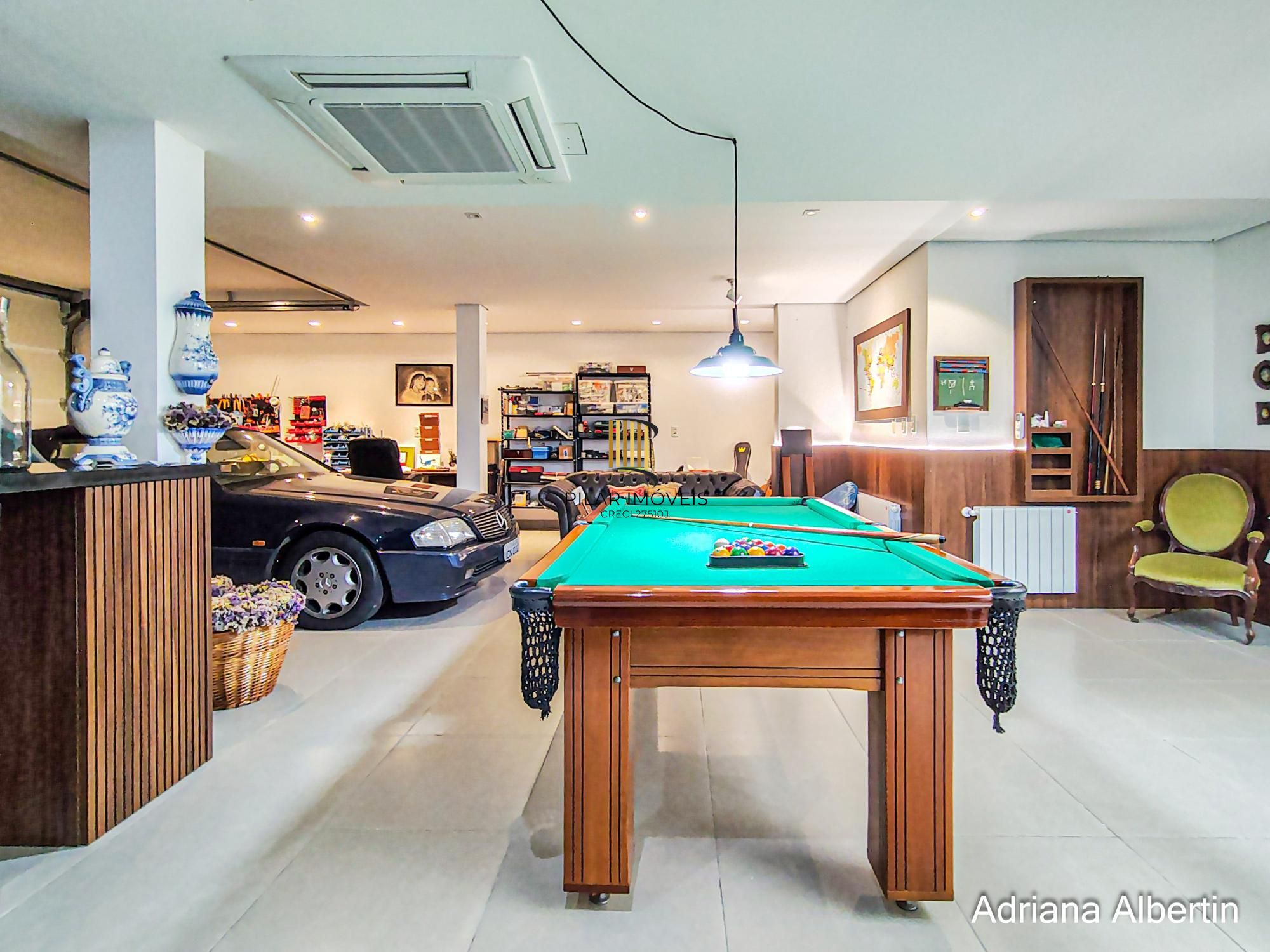 Casa com 660m² no Alphaville Porto Alegre para quem quer espaço, vista e personalidade — sem cair no padrão genérico