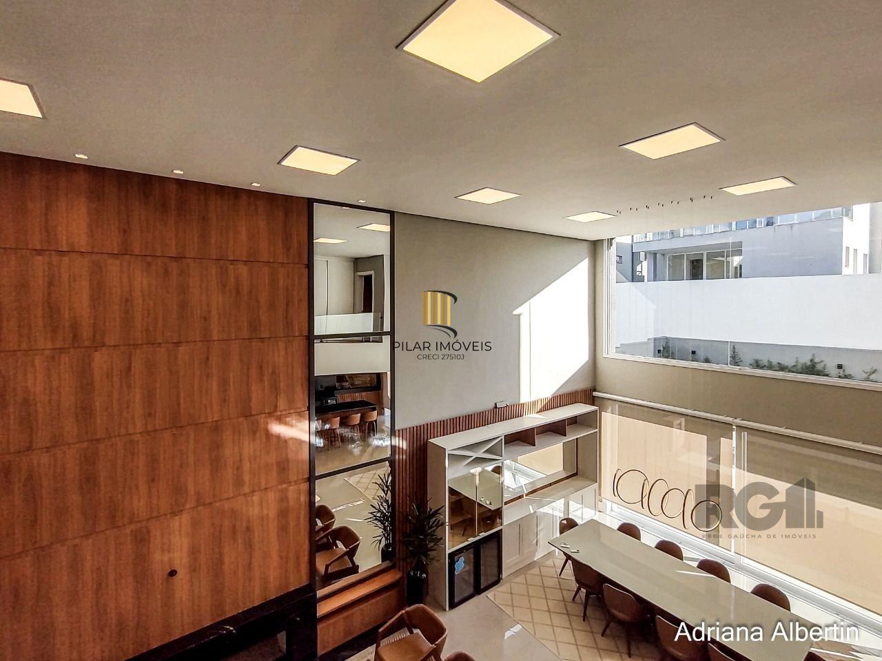 Casa Condominio para Venda - 266.44m², 4 dormitórios, sendo 4 suites, 2 vagas - Alphaville