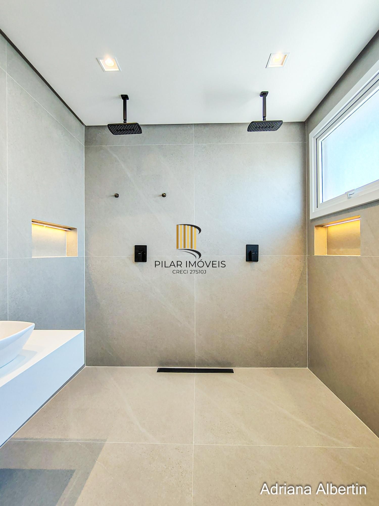 Residência em condomínio fechado