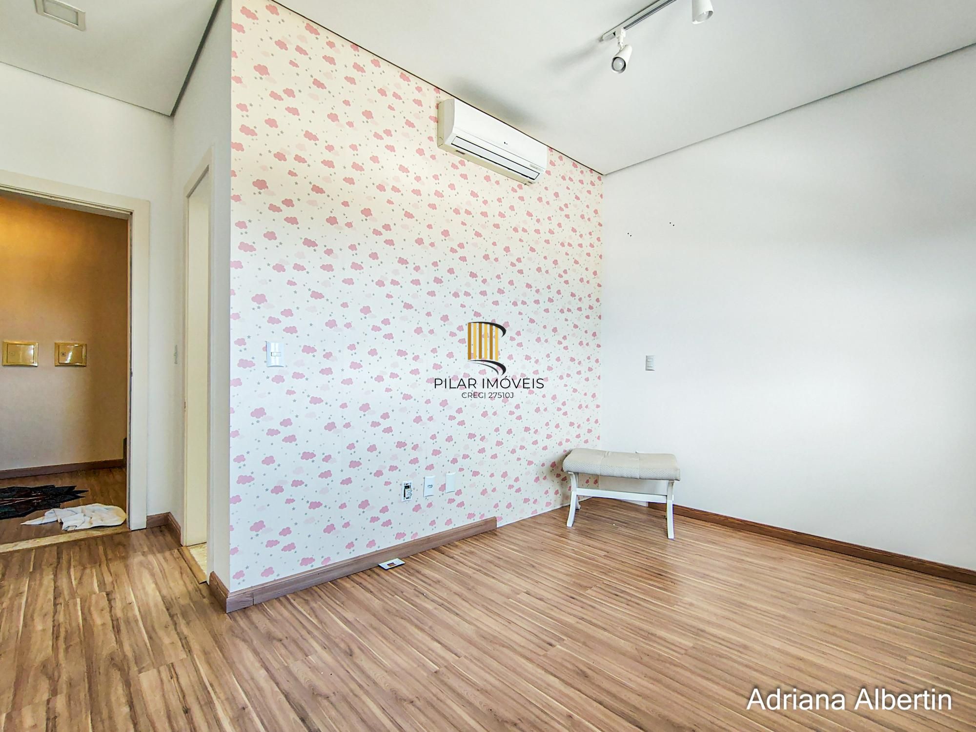 Casa Condominio 4 Dormitório(s) Bairro Vila Nova